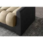 Kavč SHREK je narejen iz kvalitetnih materialov . Primeren je za vsak prostor. Kavč se lahko popolnoma poleže in se spremeni v ležišče. Ima tudi