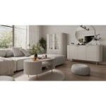 Klubska mizica OVARI, je moderen in eleganten kos pohištva. S svojo ovalno obliko se odlično poda v vsak prostor. Narejena je iz laminirane plošče debeline