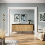 Komoda TERA 2, združuje funkcionalnost z izjemnim dizajnom. Komoda ne bo le zadovoljila vaših potreb po shranjevanju, temveč bo pritegnila pozornost tudi s