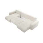 Kotna sedežna garnitura AURELIA je modernega dizajna. S svojim elegantnim videzom se bo podala v vsak prostor. Sedežna je praktična za uporabo saj se