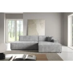 Kotna sedežna garnitura MAURICIUS je osupljiv kos pohištva z brezčasnim slogom, ki se bo podal k vsakemu dekorju. Njene zaokljene, mehke oblike in