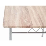 Kuhinjska garnitura FALSET je komplet za jedilnico, sestavljen iz mize in štirih stolov. Pohištvo je narejeno iz kvalitetnih materialov. Miza je narejena iz