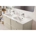 Omarica za umivalnik TAMARA 60D je narejena v kašmir barvi kar ji poudari čist in sodoben izgled. Je funkcionalna in estetsko privlačna. Z ročaji v srebrni