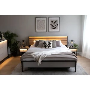 Postelja GRIZLI je zasnovana za udoben počitek in spanec. Trpežen letveni okvir zagotavlja dodatno oporo. Postelja je opremljena z LED osvetlitvijo. Njena