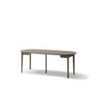 Raztegljiva jedilna miza DOBY 5 je idealen kos pohištva za vašo jedilnico. Zahvaljujoč raztegljivi funkciji lahko velikost mize preprosto prilagajate svojim