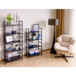 Regal LOFI, je eleganten in kakovosten kos pohištva. Narejen je iz kakovostne kovine, kar pripomore k dodatni stabilnosti. S svojo obliko je zelo priročen.