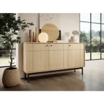 Komoda JAPONI 154 hrast je elegantna in preprosta. Odlično se poda v vsak dnevni prostor. Narejena je iz visokokakovostnih materialov, kar zagotavlja trdnost