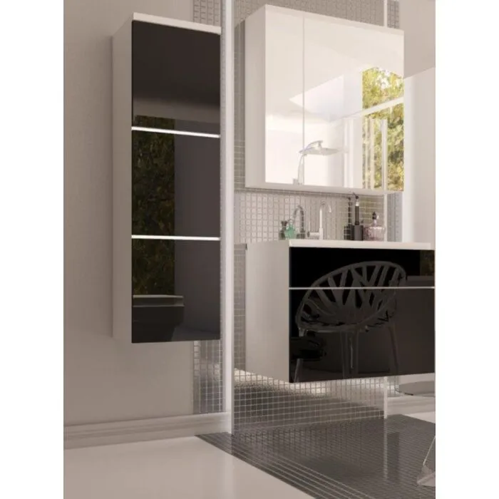 Kopalniški blok OTO DARK M je odlične kvalitete, narejen iz kakovostnih materialov. Vsebuje omarico z ogledalom, omarico pod umivalnikom in visečo omarico.