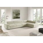 Kotna sedežna garnitura BENI je moderna, atraktivna in elegantna garnitura, primerna za vsak dnevni prostor. Narejena je iz kvalitetnih materialov in