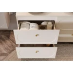 Kopalniški blok DONA 60 je možno naročiti v kompletu, ali pa po posameznih elementih po vaši izbiri. Omarica za umivalnik DONA 60 je modernega dizajna. V