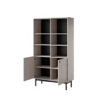 Regal JAPONI kašmir je elegantna in preprosta. Odlično se poda v vsak dnevni prostor. Narejena je iz visokokakovostnih materialov, kar zagotavlja trdnost in