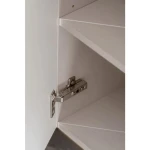 Kopalniški blok VIVERE je možno naročiti v kompletu, ali pa po posameznih elementih po vaši izbiri. Visoka omara VIVERE 30 je modernega dizajna. V kašmir