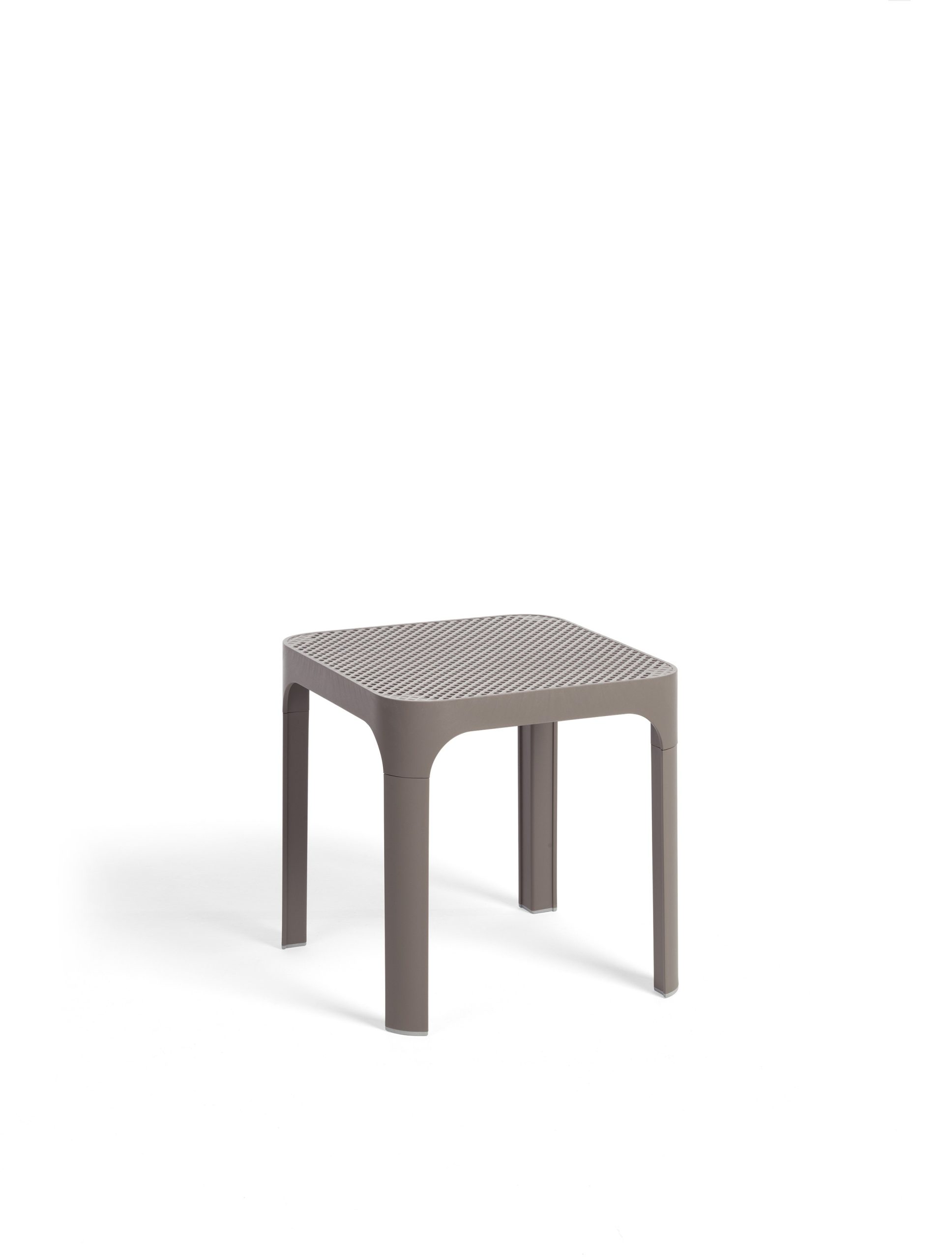 Vrtna mizica NET 40-Tortora-Nardi Vrtna klubska miza NET 40. Elegantna, kvalitetna in trpežna vrtna miza - italijanskega proizvajalca vrtnega pohištva Nardi. Vrtne klubske mize NET so