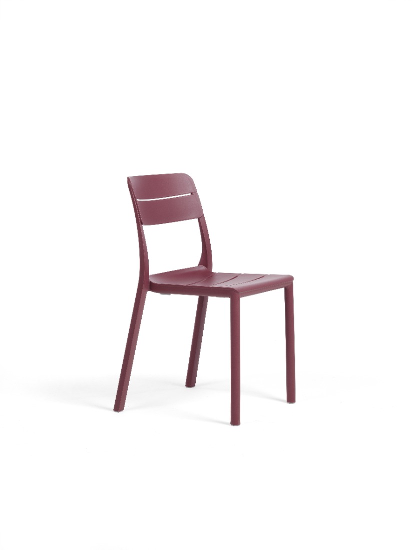 Vrtni stoli CASSIA - Nardi. Vrtni stol CASSIA priznanega Italijanskega proizvajalca NARDI. Stol Cassia je izdelan iz enakomerno obarvane polipropilenske smole