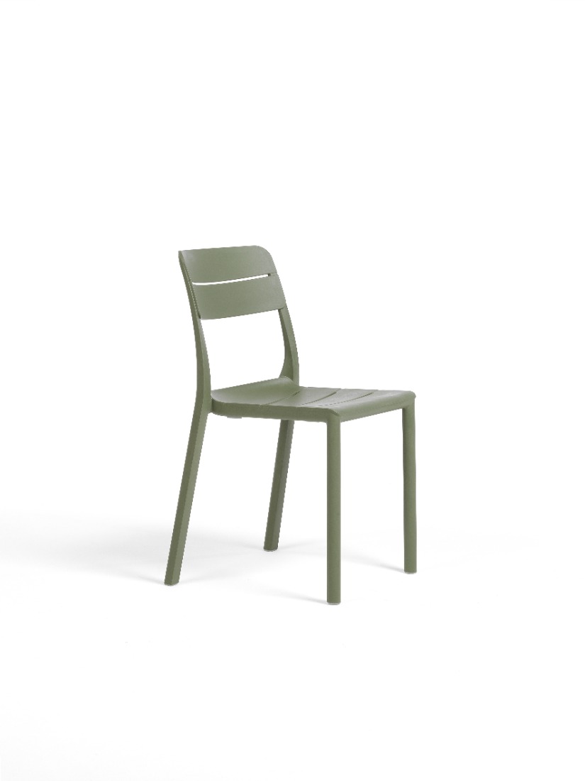 Vrtni stol CASSIA- Cactus Vrtni stoli CASSIA - Nardi. Vrtni stol CASSIA priznanega Italijanskega proizvajalca NARDI. Stol Cassia je izdelan iz enakomerno obarvane polipropilenske smole