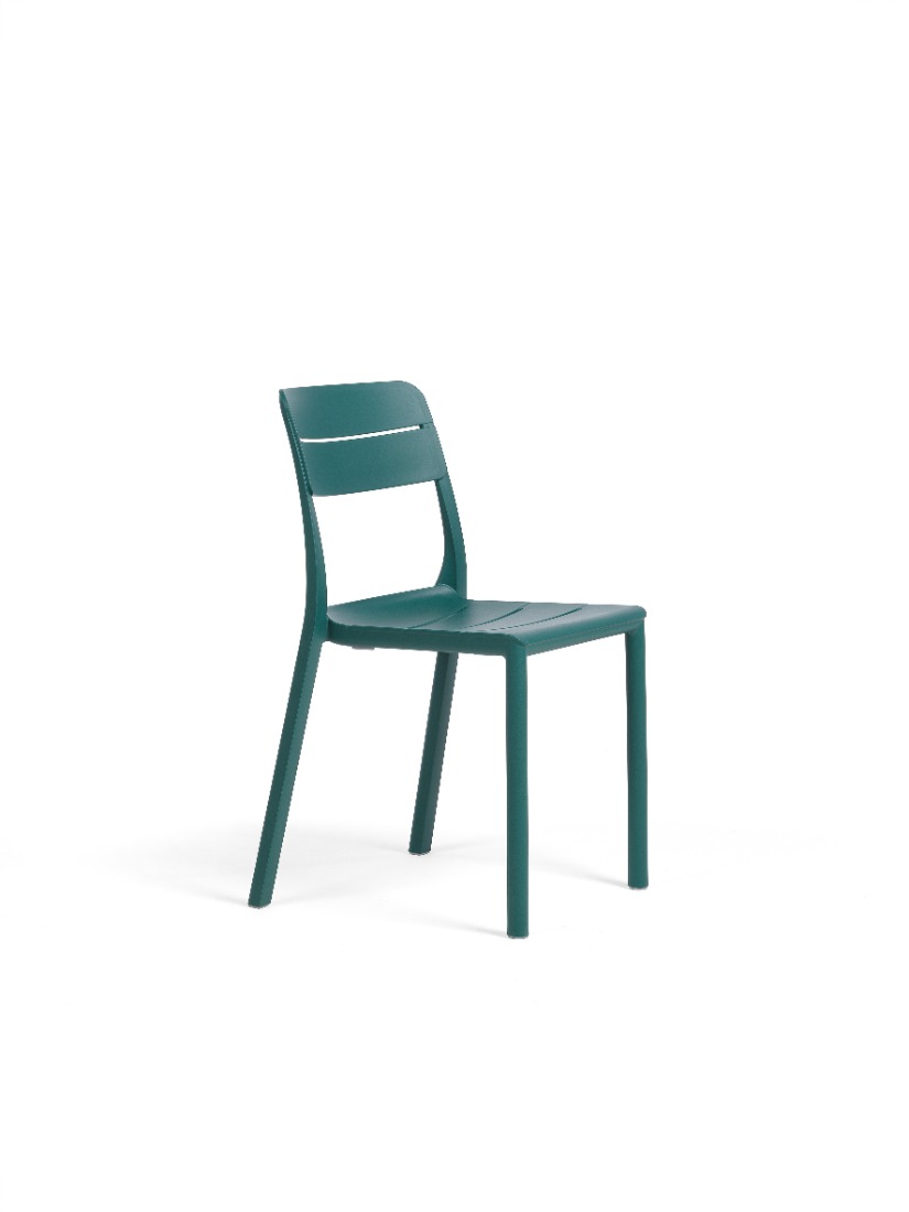 Vrtni stoli CASSIA - Nardi. Vrtni stol CASSIA priznanega Italijanskega proizvajalca NARDI. Stol Cassia je izdelan iz enakomerno obarvane polipropilenske smole