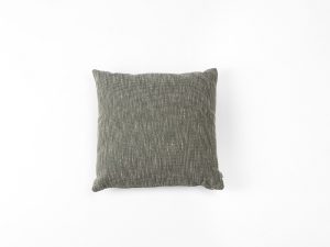 Okrasna blazina za vrtno garnituro Maximo 50x50. Okrasna blazina je dodatek vrtne sedežne garniture Maximo dimenzije 50x50. Blazina je na voljo v štirih