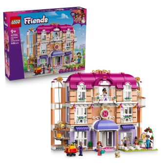 S kompletom za sestavljanje LEGO&reg; Friends Grand Hotel v Heartlake Cityju (42704) za dekleta in fante