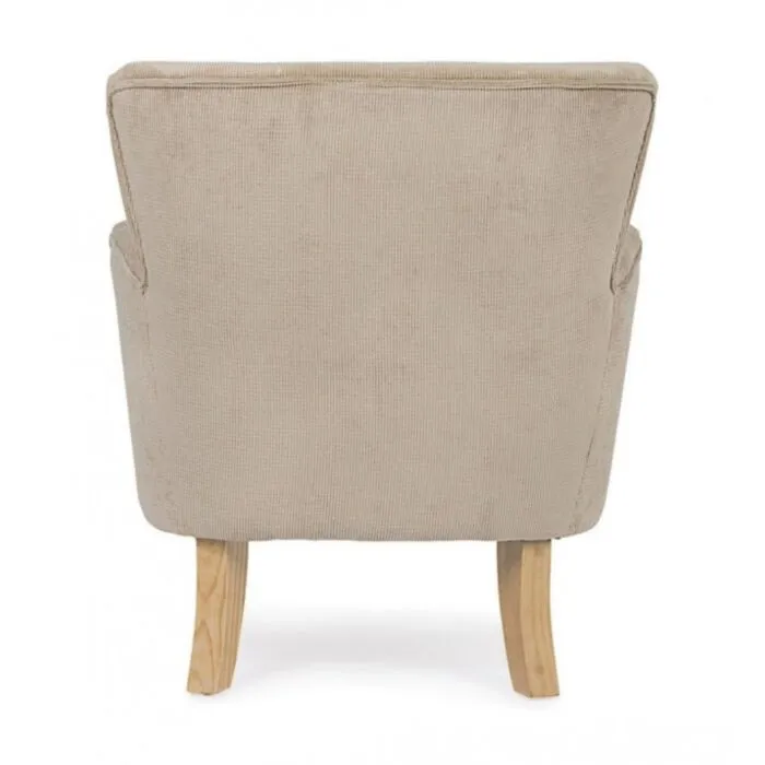Fotelj CHENILLE bež Fotelj CHENILLE bež, konstrukcija iz borovega lesa in vezanih plošč zagotavlja trdnost ter dolgo življenjsko dobo. Elegantne noge iz lesa rubberwood