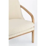 Fotelj ELAIDE bež, moderen in elegantno oblikovan fotelj z robustno konstrukcijo iz lesa rubberwood. Sedišče je iz borovega in vezanega lesa, kar zagotavlja