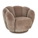 Fotelj TULIP beige je eleganten in udoben. Okvir je narejen iz vezanega lesa. Ogloga je narejena iz mehke in udobne pene. Ima elegantno obliko tulipana,