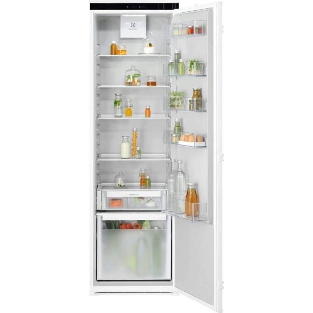 HLADILNIK ELECTROLUX ERD6DE18S1 HLADILNIK ELECTROLUX ERD6DE18S1