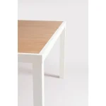 Miza HILIJA 136X136 bela, z aluminijastim ogrodjem in ploščo iz aluminijastih letvic v imitaciji lesa. Prašno barvana konstrukcija zagotavlja odpornost na