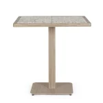Miza KALIMERA 73X73 tiskana, izdelana iz prašno barvanega aluminija. Mizna plošča je obložena z porcelanastimi ploščicami. Podnjožje mize je iz jekla,