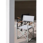 Režiserski stol LAGUN bel je kakovosten režiserski stol z konstrukcijo iz aluminija, ki je prašno barvana. Sedišče in naslon sta izdelana iz odpornega