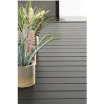 Vrtna miza HILDE 150X80 antracit je narejena iz prašno barvanega aluminija. Material: - Aluminij Barve: - Antracit Dimenzije: širina: 150 cm globina: 80 cm