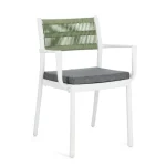 Vrtni stol ALVIN belo / zelen je izdelan iz polipropilena, odpornega na UV-žarke. Naslonjalo je izdelano iz poliestrske vrvi. Blazina je snemljiva in izdelana