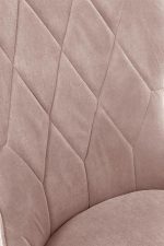 Jedilni stol K366 je dobavljiv v bež barvi. Noge stola so iz kovine prašno barvane. Dimenzija: - Š:52/G:58/V:92 cm, Material: - tkanina velvet BLUVEL 40 -