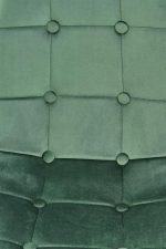 Jedilni stol K417 je dobavljiv v zeleni barvi. Noge stola so iz kovine prašno barvane. Dimenzija: - Š:44/G:56/V:87 cm, Material: - velvet tkanina HLR 57 -