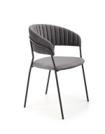 Jedilni stol K426 črn je dobavljiv v sivi barvi. Noge stola so iz kovine prašno barvane. Dimenzija: - Š:57/G:54/V:79 cm, Material: - tkanina BLUVEL 14 -
