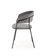 Jedilni stol K426 črn je dobavljiv v sivi barvi. Noge stola so iz kovine prašno barvane. Dimenzija: - Š:57/G:54/V:79 cm, Material: - tkanina BLUVEL 14 -