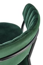 Jedilni stol K426 zelen je dobavljiv v zeleni barvi. Noge stola so iz kovine prašno barvane. Dimenzija: - Š:57/G:54/V:79 cm, Material: - tkanina BLUVEL 78 -