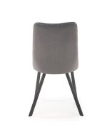 Jedilni stol K450 je dobavljiv v sivi barvi. Noge stola so iz kovine prašno barvane. Dimenzija: - Š:44/G:58/V:85 cm Material: - tkanina velvet BLUVEL 14 -